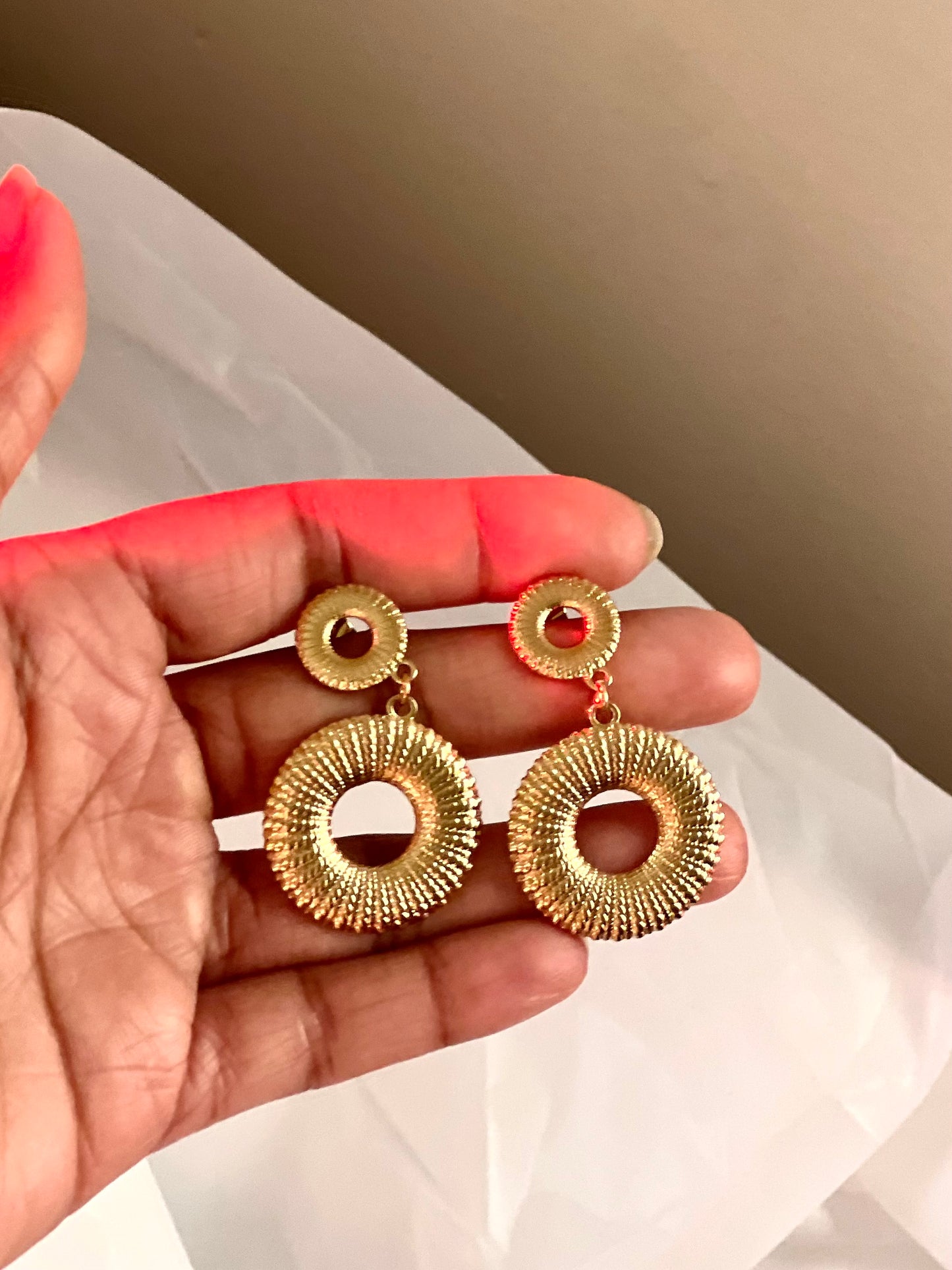 Circle dangles