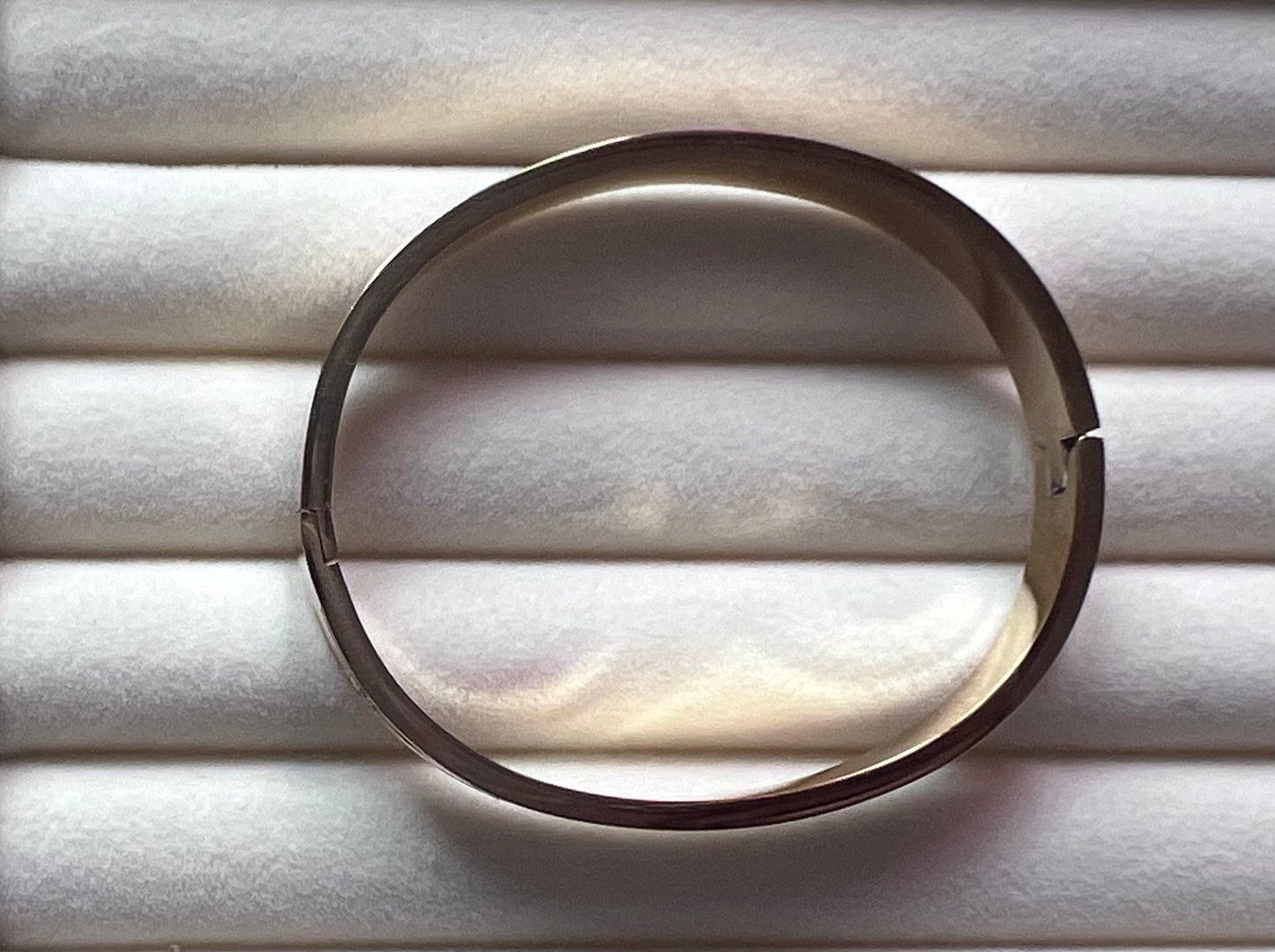 Single stone bracelet