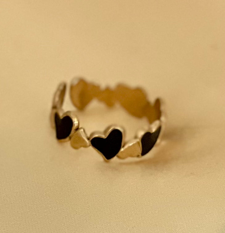 Heart to heart ring
