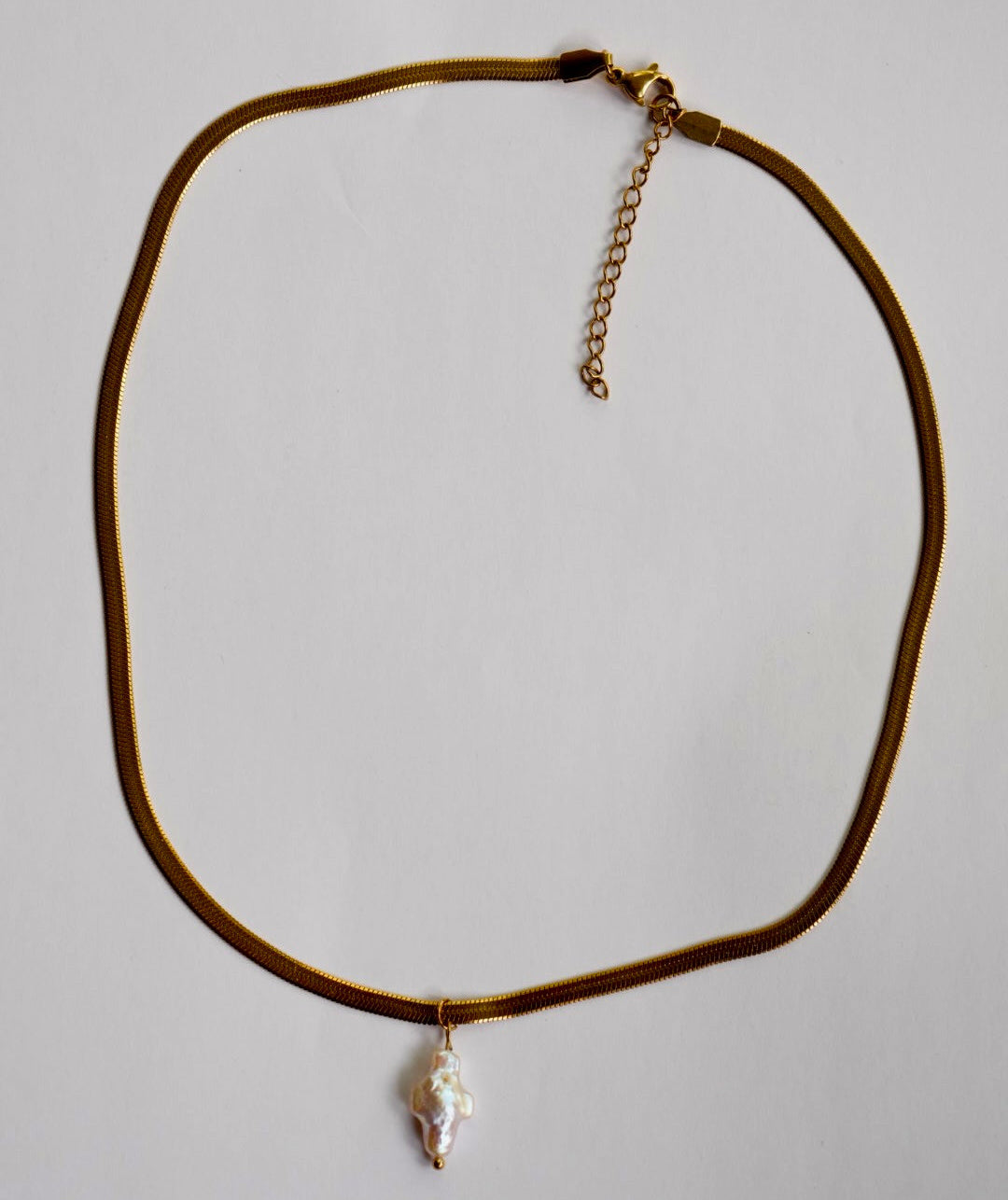 Cross pearl necklace