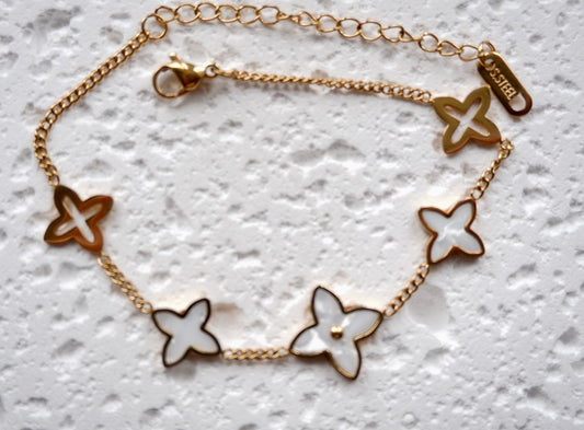 White clover bracelet