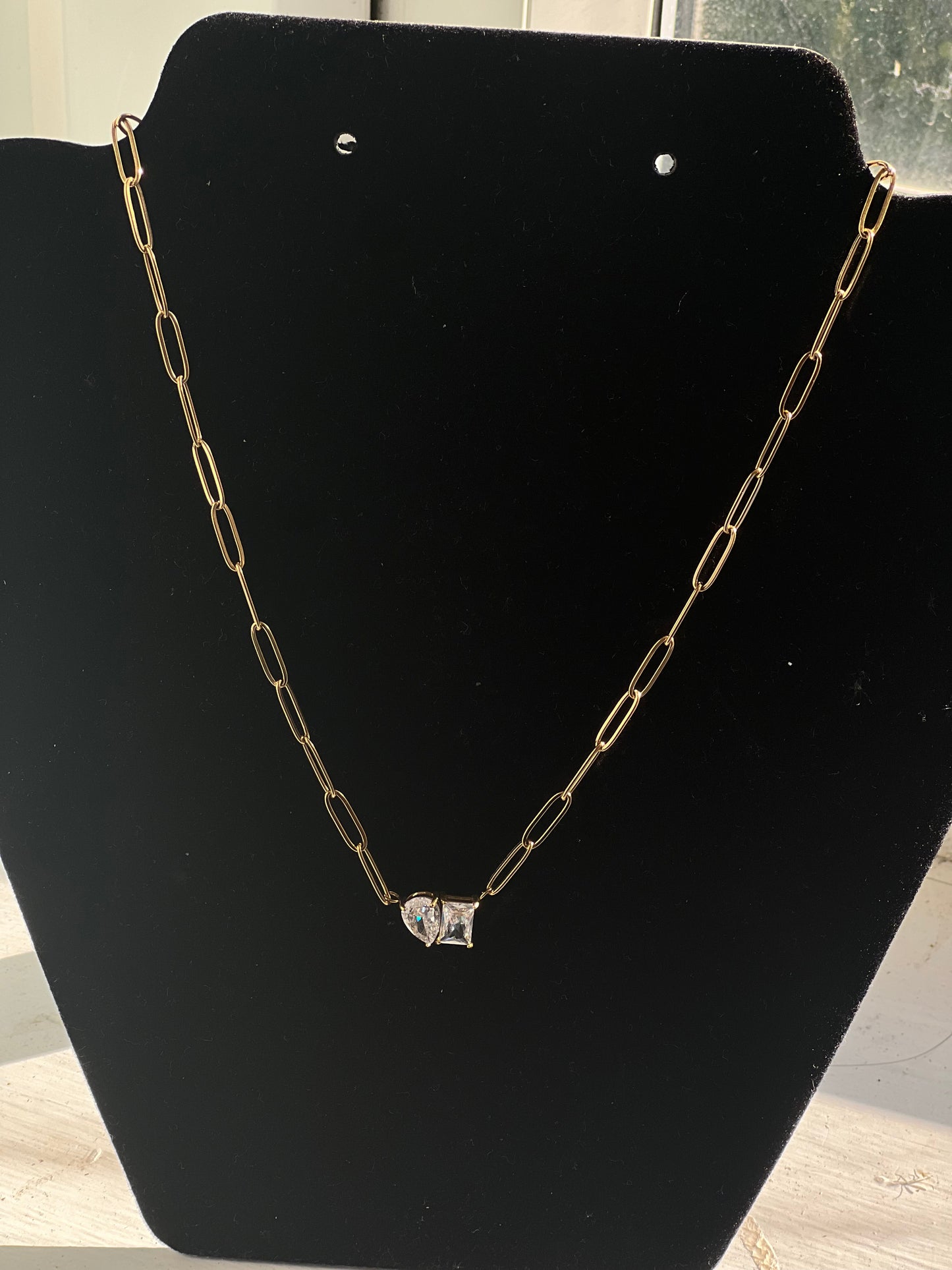 Claire necklace