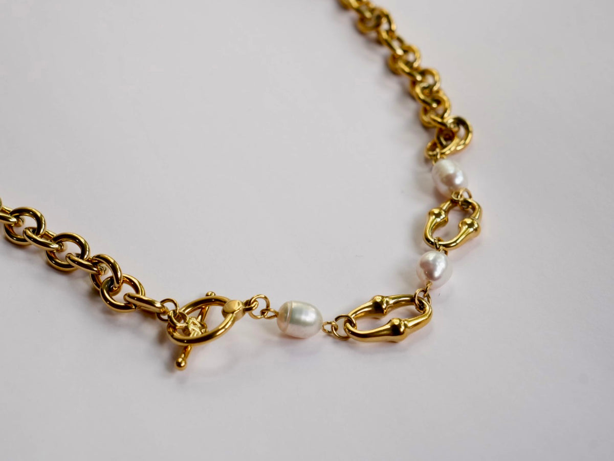 Chunky freshwater pearl necklace