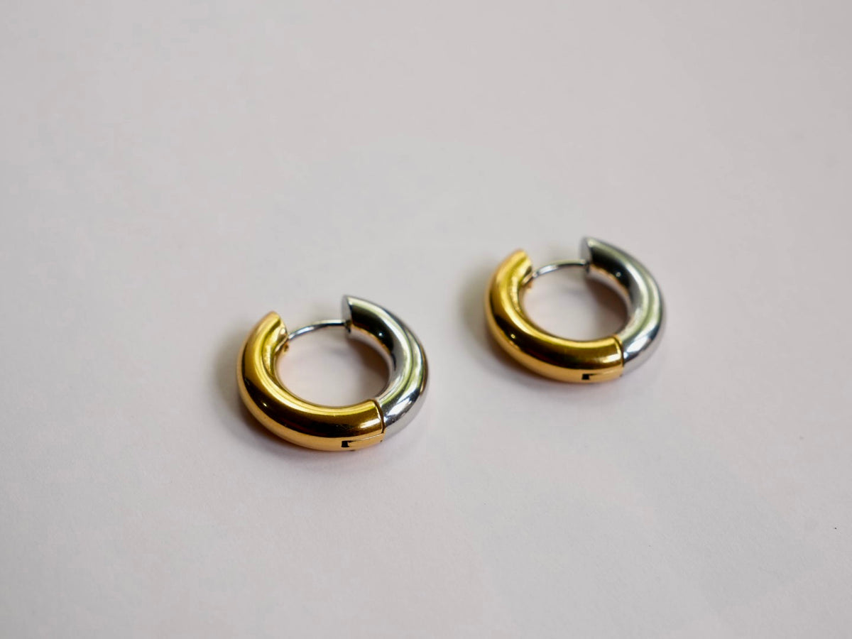 Dual tone chunky hoops