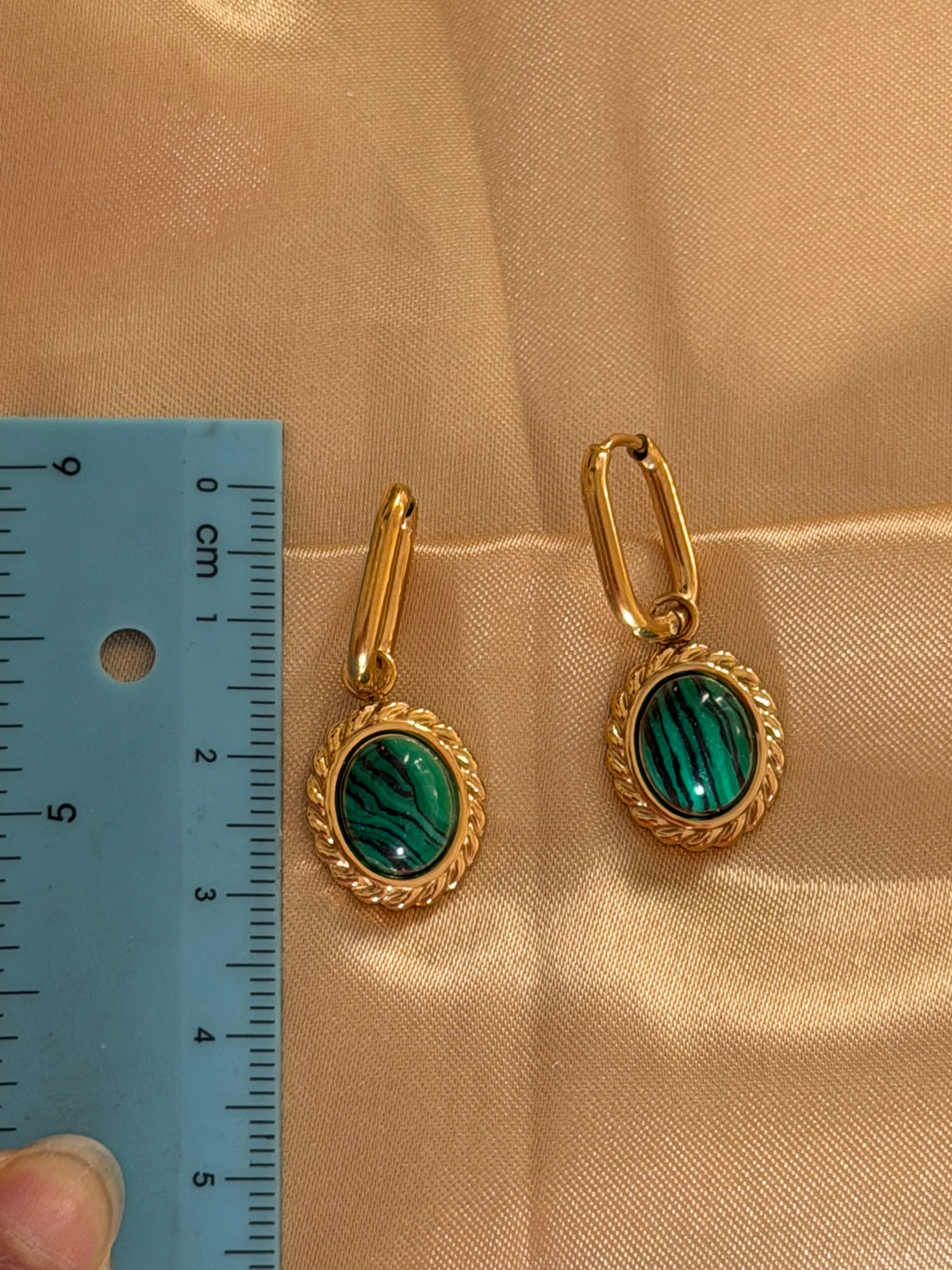 Malachite oval earrings