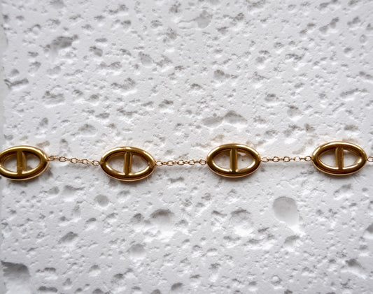 Golden pig nose bracelet