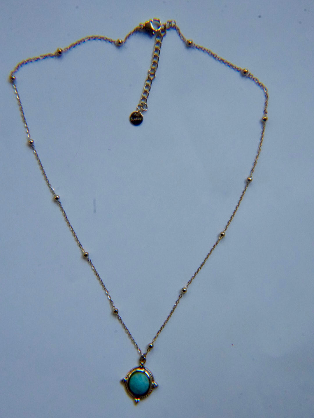 Loua necklace